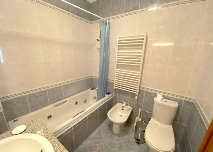 Beachside Feel Full & Casino * Sao Felix da Marinha